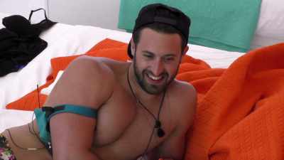 Listen, okay, I will do
what you want, okay? - Love Island