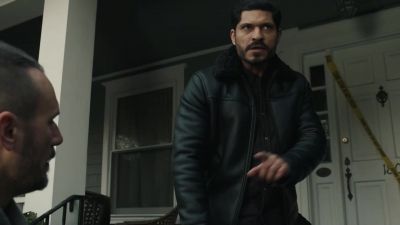 Listen, stay out here. - The Equalizer