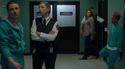 Listen,
stop it. Go away. - Wentworth
