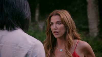 Listen,
that guy over there, - Reef Break