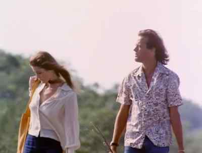 - Listen to that wind, Miranda. - 92 in the Shade