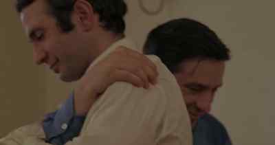Listen, there's no cabs. It's impossible.
Wait here, and I'll call for one. - Husbands