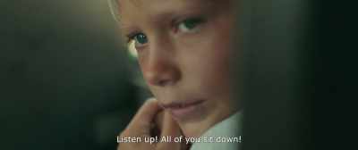 Listen this! All sit down! - 15 Minutes of War