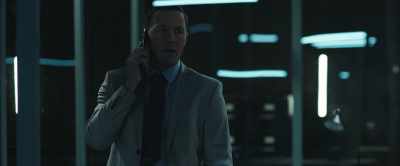 Listen, uh, things aren't good
here. - Cypher