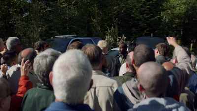 listen-up - The Crossing