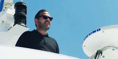 Listen, we've got a six foot
four - Rise of the Footsoldier: Marbella