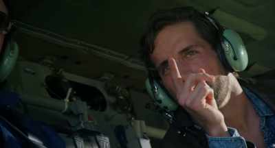 Listen, if you win,
you keep this helicopter. - Panama