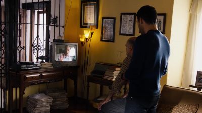 [Lito] You're a reporter. - Sense8
