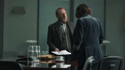 Little bastard,
conning old people. - The Chelsea Detective