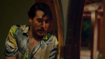 Little brother! I need you to shoot. - Narcos