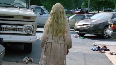 Little girl? - The Walking Dead