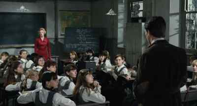 Little girls, this is Mr. Lloyd,
the art master. - The Prime of Miss Jean Brodie
