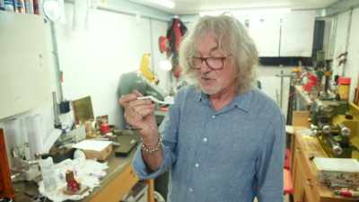 Little things like that
that you don't notice, - James May and the Dull Men