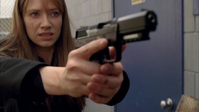 Liv, think about what you're doing. - Fringe