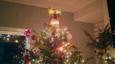 [lively music] - A Jenkins Family Christmas