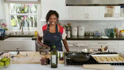 [lively music] - Selena + Chef