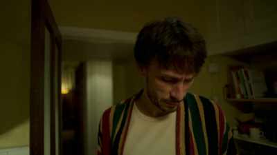 - [Liz] How long's this been going on for?
- I don't know. Like, six months. - Baby Reindeer