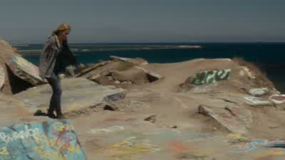 Liza. Liza. What's wrong? - Fear the Walking Dead