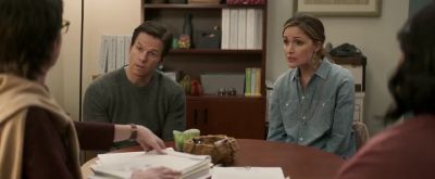 Lizzie comes with two younger siblings - Instant Family