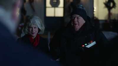 Lizzie and I are thrilled
to once again be sharing - Christmas with the Campbells