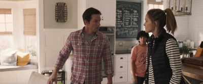 Lizzy. Let's just... Let's...
Let's try something else. - Instant Family