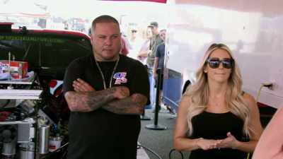 [Lizzy] We're in Tulsa, Oklahoma
for this Team Attack race. - Street Outlaws No Prep Kings Team Attack
