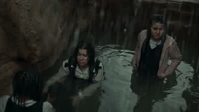 لكنني لا أجيد السباحة. - From the Ashes: The Pit