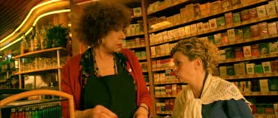 - ll préfère renfrogné? - Amélie