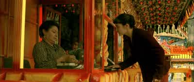 - ll sort pas avant 19 h. - Amélie