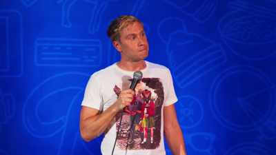 L'm Russell Howard.
I can bring peace to the galaxy." - Russell Howard: Recalibrate