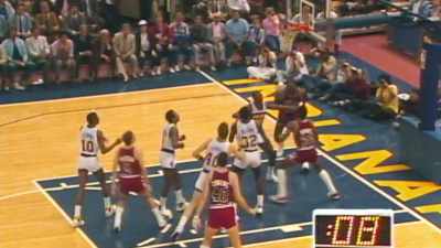Lo and behold,
John Paxson hits a game-winning shot. - The Last Dance