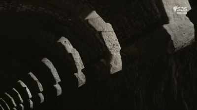 Located 150 metres from the theatre, - Roman Megastructures
