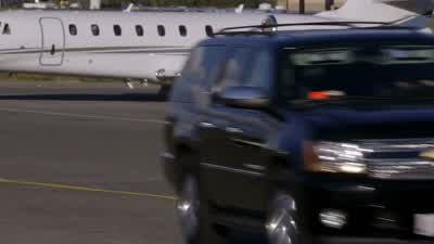 Lock off this runway! - The Blacklist