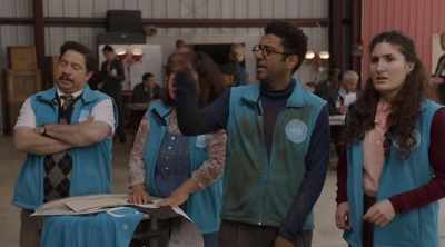 - Lock it up! Lock it up!
- How's, uh, how's cheerleading camp? - Ghosted