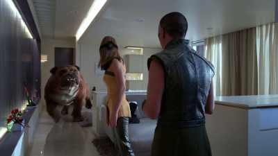 Lockjaw, take Karnak
to where Gorgon is, - Marvel's Inhumans