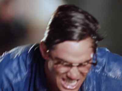 (Lois)
'Clark.' - Lois & Clark: The New Adventures of Superman