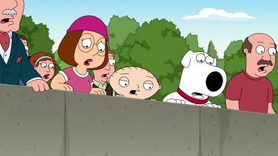 - Lois!
- Mom! - Family Guy