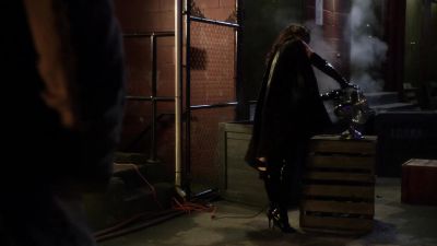 Lois. - Smallville