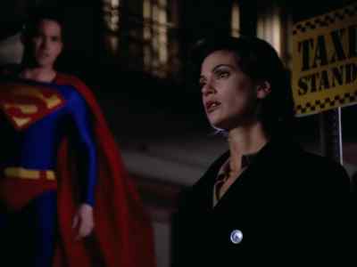 - Lois?
- Superman. - Lois & Clark: The New Adventures of Superman