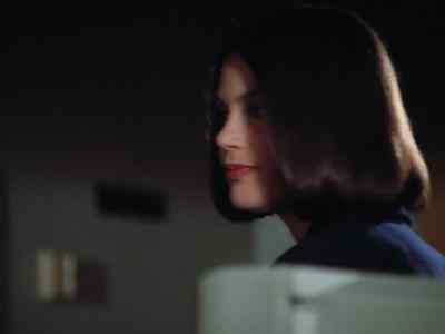 (Lois)
'The play is about
conspiracy' - Lois & Clark: The New Adventures of Superman