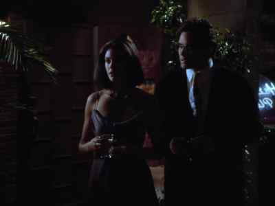 Lois, there's something I wanna say. - Lois & Clark: The New Adventures of Superman