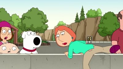 Lois, what the hell
are you doing? - Family Guy
