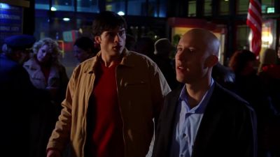 Lojack system said the car was here. - Smallville