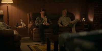 - Long day, huh?
- Oh, yeah. - Joe vs Carole