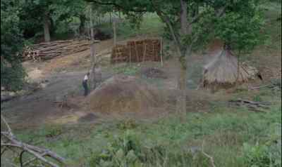 Look, a Red Indian wigwam. - Swallows and Amazons