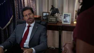 Look. All the information
you're feeding them, - Tyler Perry's The Oval