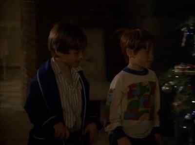 Look at all
the presents. - A Very Brady Christmas
