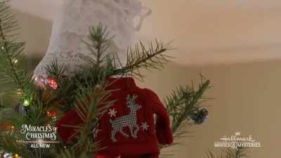 Look at all these presents
for Kelly and bobby. - Debbie Macomber's A Mrs. Miracle Christmas