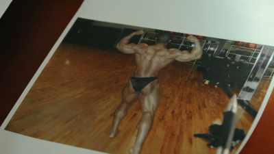 Look at Dorian's calves.
Like, wow, massive, right? - Breaking Olympia: The Phil Heath Story