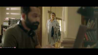 Look at him grinning, looks
like a worthless fellow! - Varathan